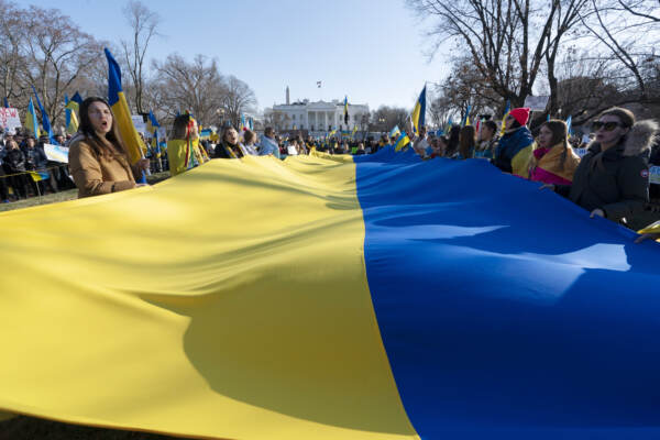 Ucraina, parte il tir con gli aiuti della Cgil Lombardia