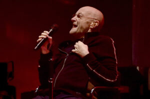 Phil Collins annuncia il ritiro dalla scena, sabato 26 marzo è stato l’ultimo concerto
