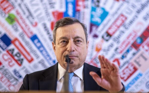Draghi rivela:  parti più vicine ma per Putin cessate il fuoco non è maturo. Italia chiesta come garante