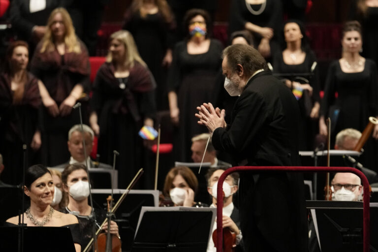 Successo e incasso record per il Sabat Mater di Rossini alla Scala, concerto in favore della popolazione ucraina
