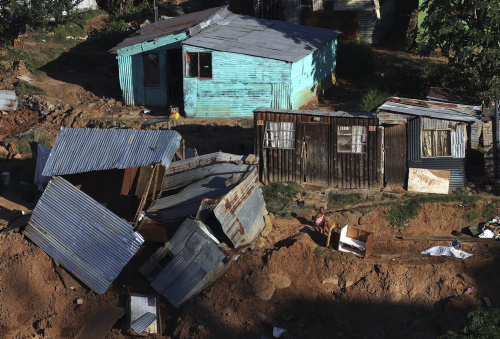 Sud Africa, le disastrose immagini dell’alluvione a Durban