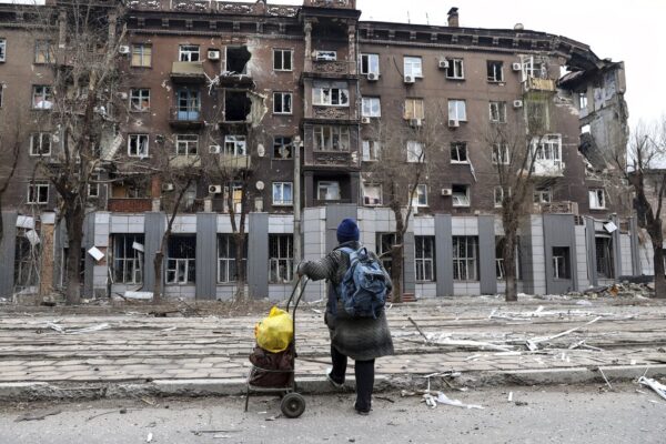 Ucraina: il comandante dei Marines scrive al Papa: “Aiuti a salvare civili Mariupol”