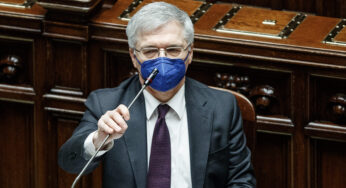 Def, se necessario sì a scostamento bilancio