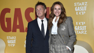 Julia Roberts e Sean Penn a New York per “Gaslit”