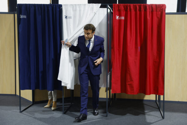 Francia, Emmanuel Macron rieletto Presidente con oltre il 58% secondo prima proiezione Ipsos