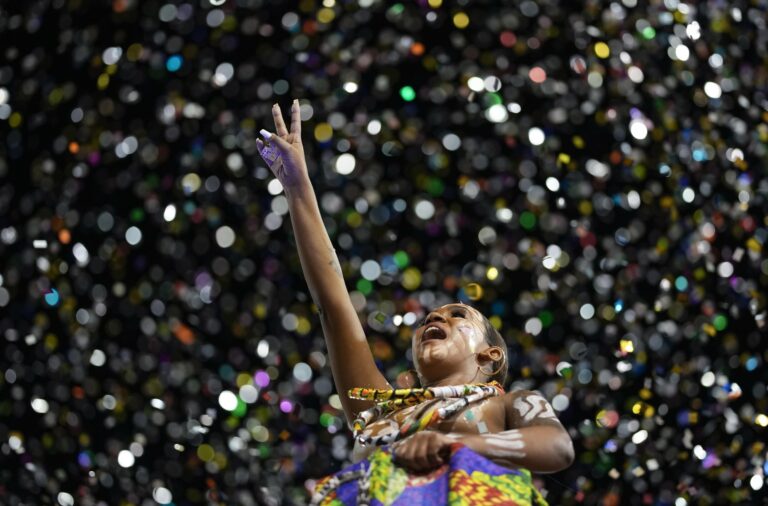 Torna il carnevale di Rio dopo due anni di Covid