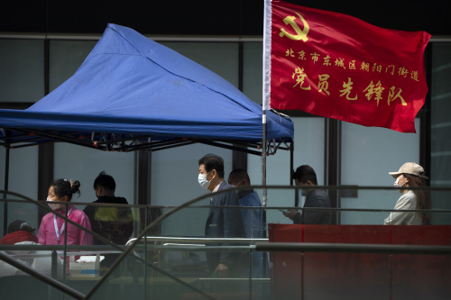 TCina: allarme Covid  per casi in aumento, di rafforzano le misure di prevenzione a Pechino