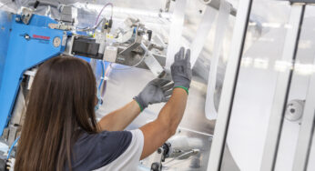 Istat: cala disoccupazione, dato in flessione per le donne e età centrali. Nuovo record contratti a termine