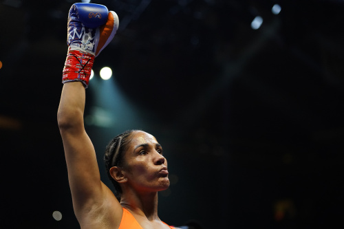 Boxe femminile – Katie Taylor batte Amanda Serrano ed entra nella storia