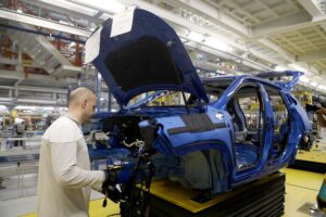 Auto: per mercato Italia -33% ad aprile su 2021, il 2022 verso livelli anni ’60