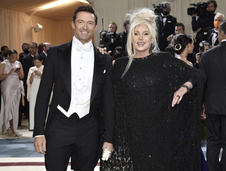 Red carpet dei Met Gala 2022 a New York, una sfilata con l’intero jet set dello showbiz e politica USA