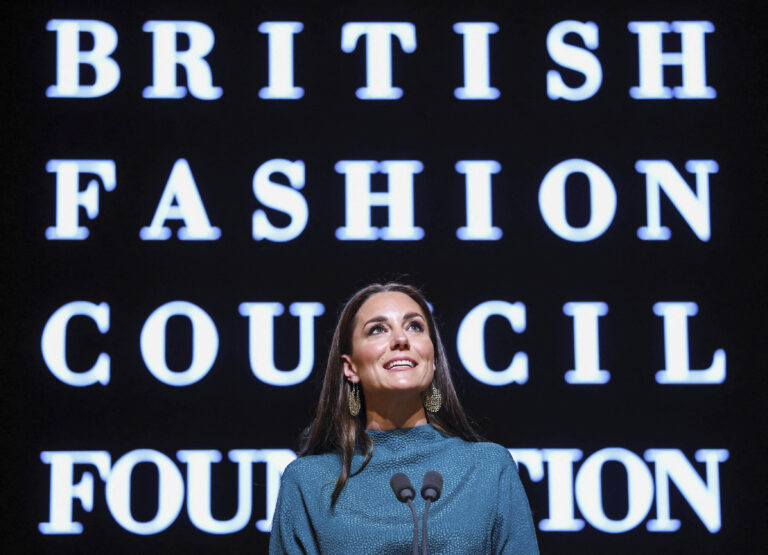 Gb: Kate Middleton al British Fashion Council a Londra