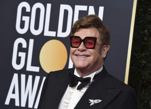 Gli occhiali stravaganti e particolari della stella della musica Elton John