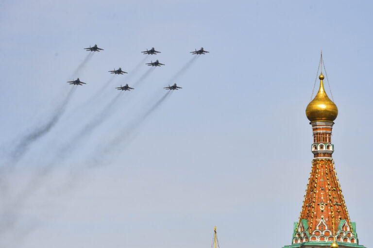 TLa parata militare per la Giornata della Vittoria in Russia – FOTOGALLERY