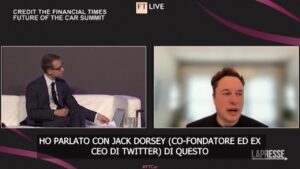 Twitter, Elon Musk: “E’ stato sbagliato e stupido bandire Trump”