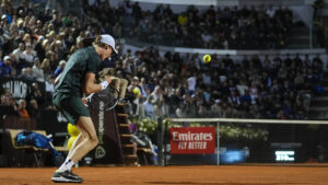 Atp Roma: Sinner si aggiudica derby con Fognini e va agli ottavi – FOTOGALLERY