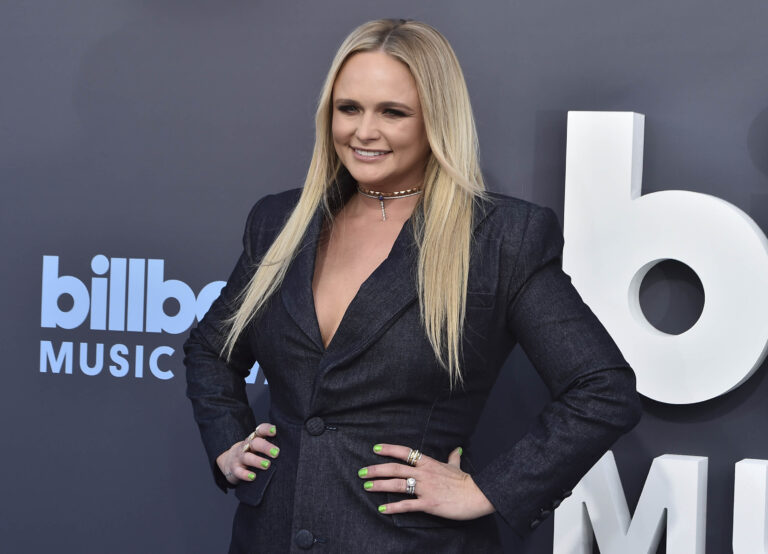 I vip sul red carpet del Billboard Music Awards 2022 – FOTOGALLERY