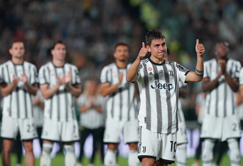 Così lo Juventus Stadium ha salutato Chiellini e Dybala – FOTOGALLERY