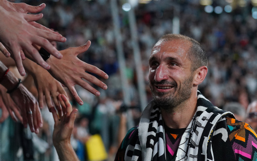 Così lo Juventus Stadium ha salutato Chiellini e Dybala – FOTOGALLERY