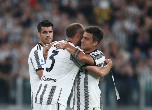 Così lo Juventus Stadium ha salutato Chiellini e Dybala – FOTOGALLERY