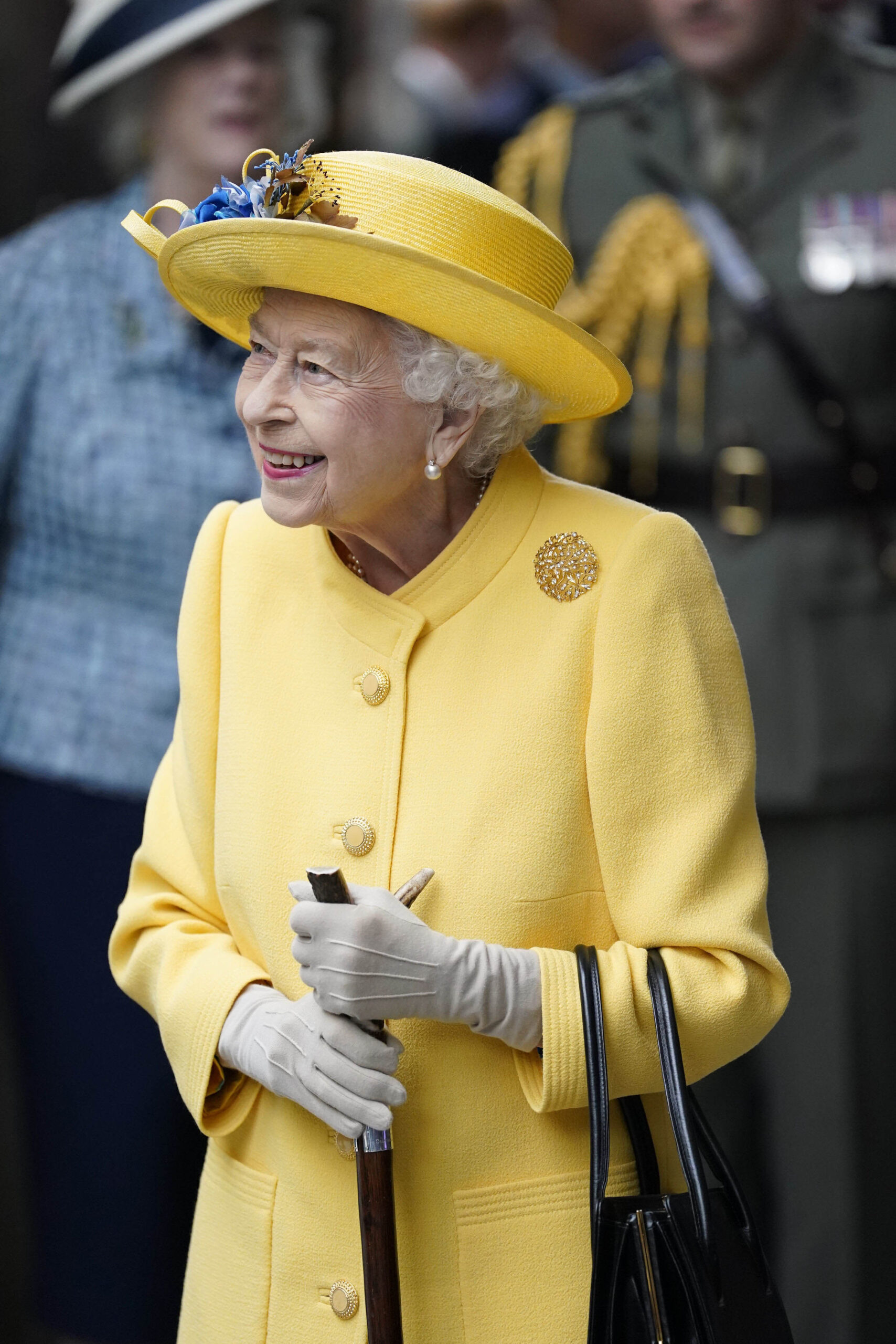 La regina Elisabetta all’inaugurazione della Metropolitana di Londra –  FOTOGALLERY