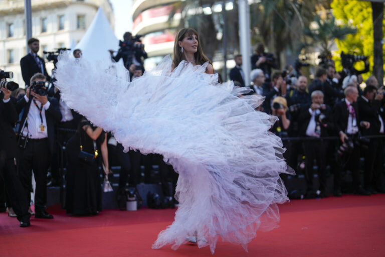 Il primo red carpet di Cannes 2022 – FOTOGALLERY