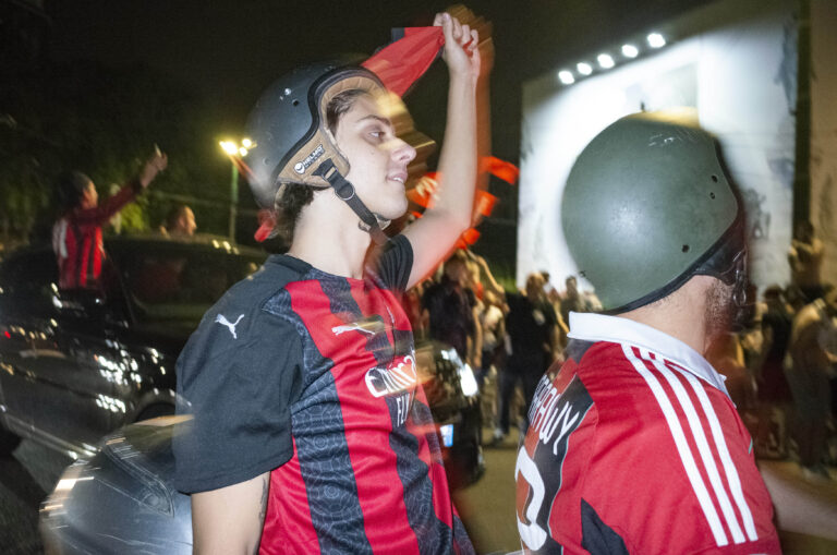 Delirio a Milano per lo scudetto del Milan – FOTOGALLERY