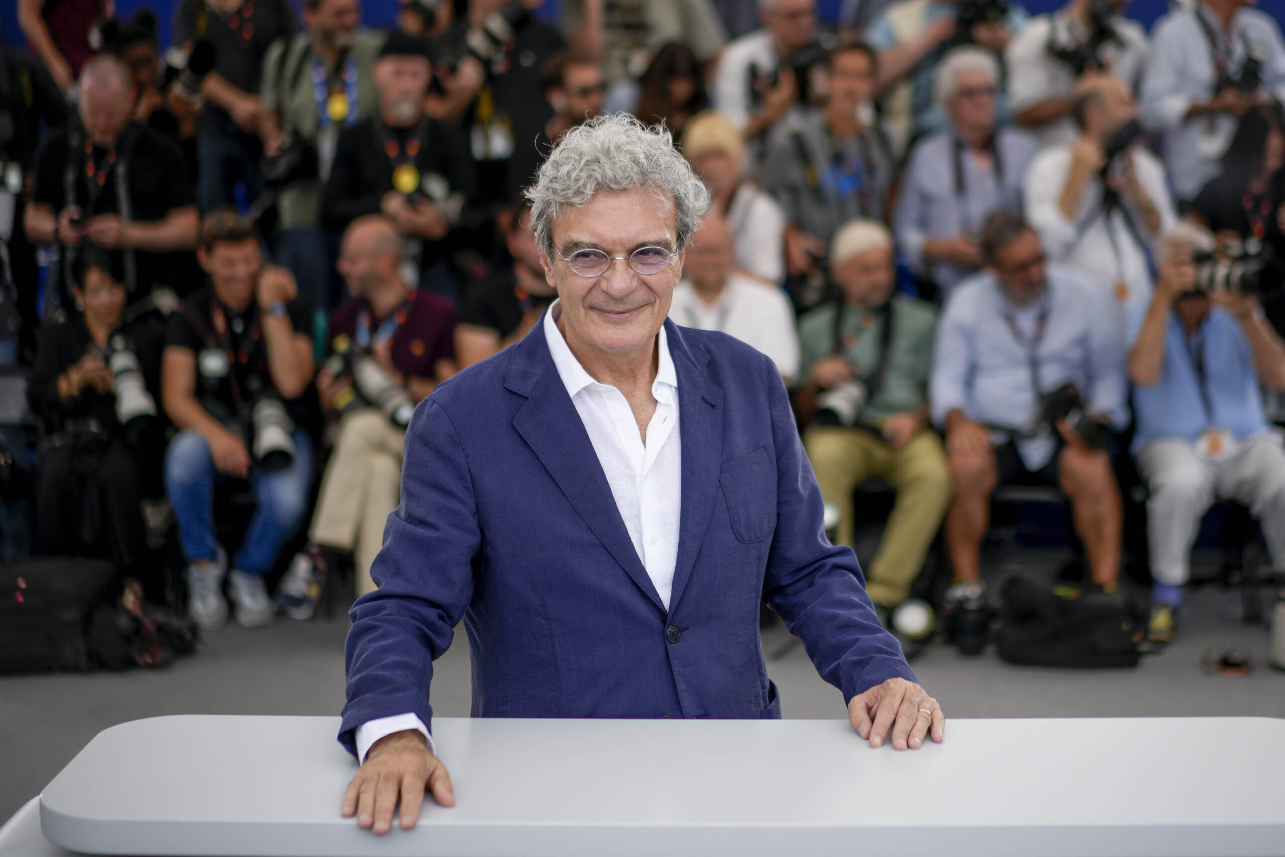 Martone e Favino conquistano il Festival di Cannes – FOTOGALLERY