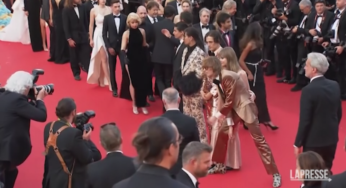 Tom Hanks, Priscilla Presley e Shakira sul red carpet per ‘Elvis’