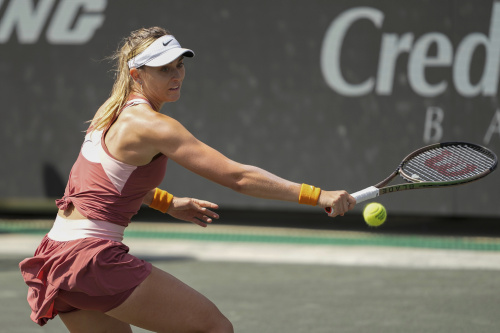 Paula Badosa, la sexy spagnola che sta stregando il Roland Garros – FOTOGALLERY