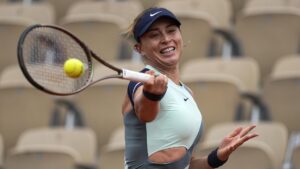 Paula Badosa, la sexy spagnola che sta stregando il Roland Garros – FOTOGALLERY