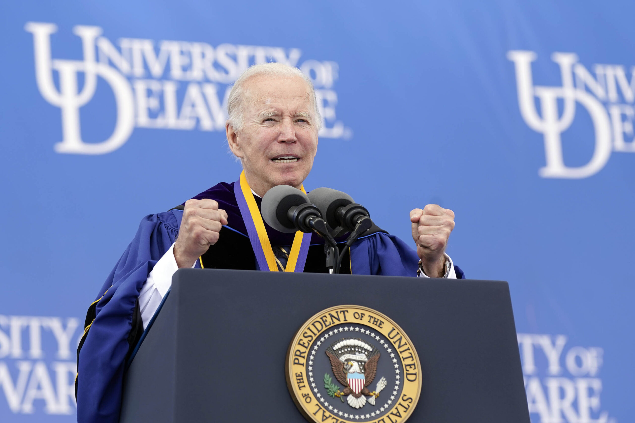 Joe Biden premiato all’università del Delaware – FOTOGALLERY