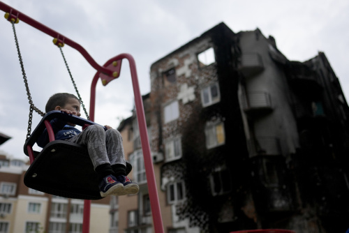 La guerra in Ucraina vista con gli occhi di un bambino – FOTOGALLERY