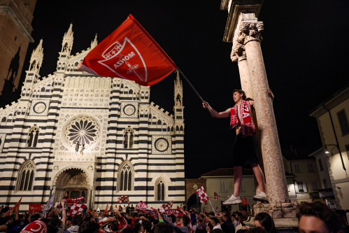 Monza in festa per la promozione in Serie A – FOTOGALLERY