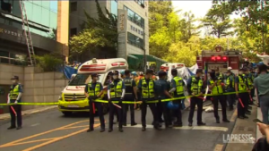 Brucia un palazzo in Corea del Sud: almeno 7 i morti