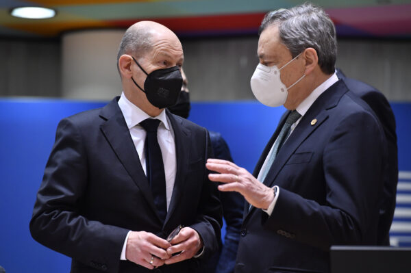 Ucraina: Draghi, Scholz e Macron a Kiev prima del G7, botta e risposta Biden-Zelensky
