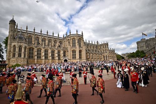 I reali inglesi al Garter service al castello di Windsor – FOTOGALLERY