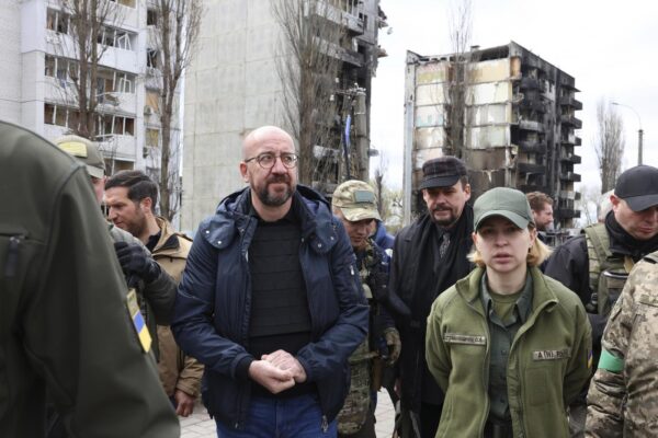 Guerra Russia-Ucraina, il presidente del Consiglio europeo Charles Michel a Borodyanka