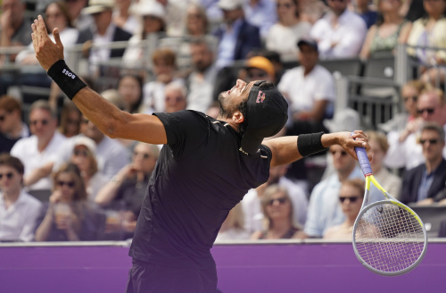 Berrettini al Queen’s: le immagini del trionfo azzurro – FOTOGALLERY