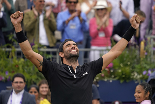 Berrettini al Queen’s: le immagini del trionfo azzurro – FOTOGALLERY