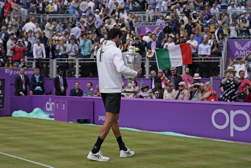 Berrettini al Queen’s: le immagini del trionfo azzurro – FOTOGALLERY