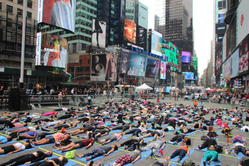 Lo yoga day nel mondo – FOTOGALLERY