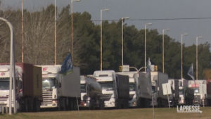 Strade bloccate in Argentina per la protesta degli autotrasportatori