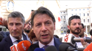 Conte dopo l’incontro con Draghi: “Nostri ministri non hanno votato il dl Aiuti in Cdm”