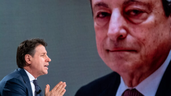 Governo, oggi il confronto Draghi-Conte