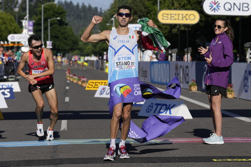 Stano da leggenda, è oro nella 35 km di marcia maschile – FOTOGALLERY