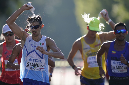 Stano da leggenda, è oro nella 35 km di marcia maschile – FOTOGALLERY