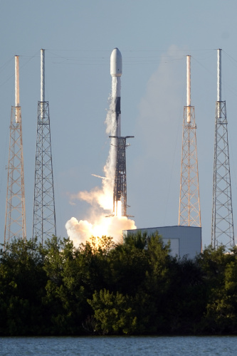 Cape Canaveral: la Corea del Sud lancia la sua prima sonda lunare SpaceX Falcon 9  – FOTOGALLERY