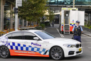 Sydney, attacco in chiesa: accoltellati vescovo e alcuni fedeli