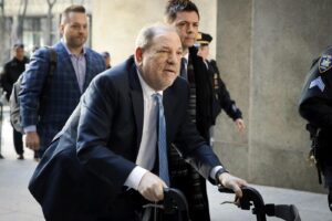 Caso Weinstein, errore giudice primo grado: corte appello New York annulla condanna